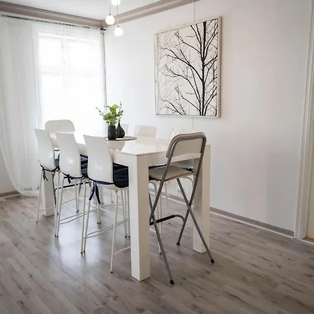 Apartamento Center Getaway - 6 By Berti *